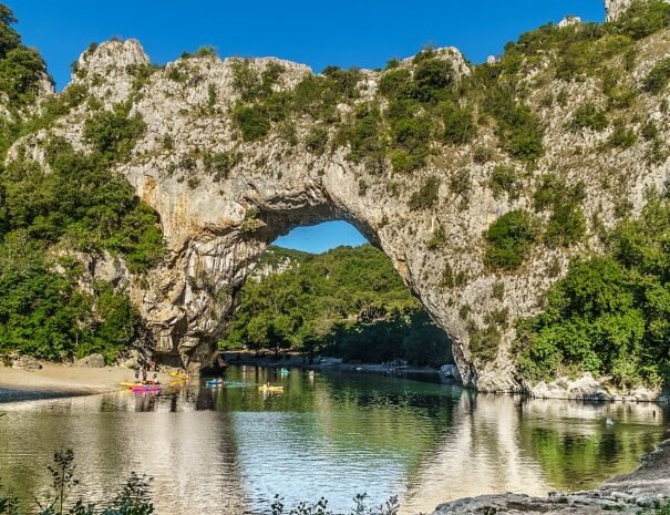 Activités touristiques à proximité du Mas de la Rochette